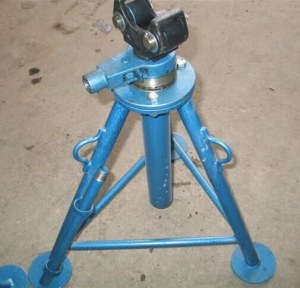 Mechanical cable reel stand cable drum jack