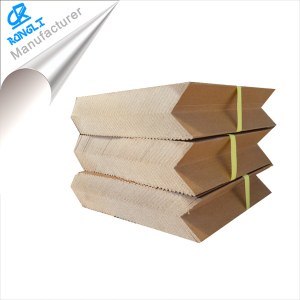 Easy operation paper corner protector for packaging