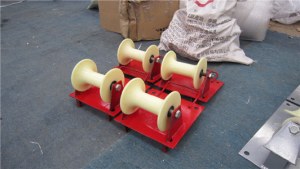 Cable drum rollers