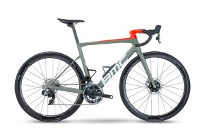 2021 BMC ROADMACHINE 01 ONE ROAD BIKE