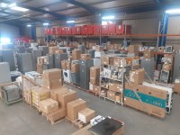 Camion complet marchandises