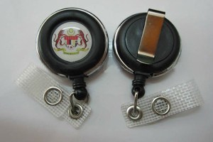 Plastic badge reel