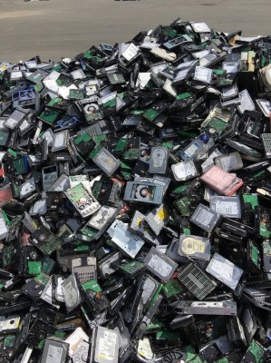 HARD DISK SCRAP / DISK DRIVES SCRAP RECYCLING