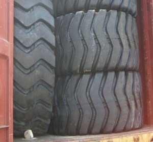 Alibaba china qingdao low price mining otr tyre 13.00-25