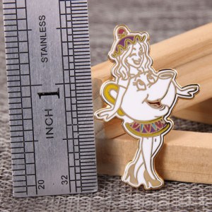 Cartoon Bottle Lapel Pins