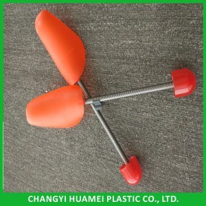 Plastic shoe stretcher